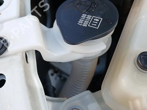 Used Windscreen washer tank TOYOTA RAV 4 IV (_A4_) 2.0 D (WWA42_) (143 hp) 31073537