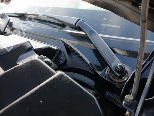 Braccio tergicristallo anteriore BMW X1 (E84) sDrive 18 d (143 hp) 31160182