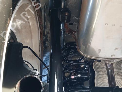 Venstre bagtil støddæmper NISSAN JUKE (F15) 1.2 DIG-T (115 hp) 31160654