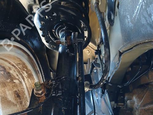 Amortisseur avant gauche NISSAN JUKE (F15) 1.2 DIG-T (115 hp) 31160664