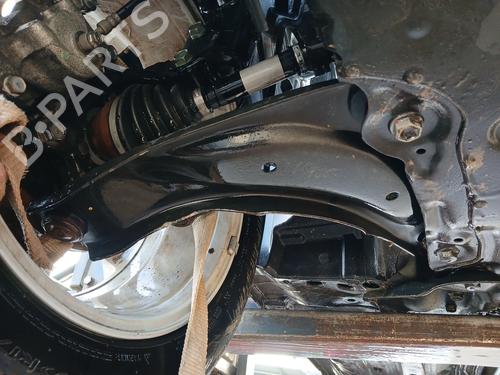 Bras de suspension avant droit NISSAN JUKE (F15) 1.2 DIG-T (115 hp) 31160665