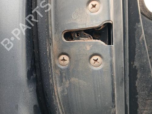 Vergrendeling links voor NISSAN JUKE (F15) 1.2 DIG-T (115 hp) 31160673