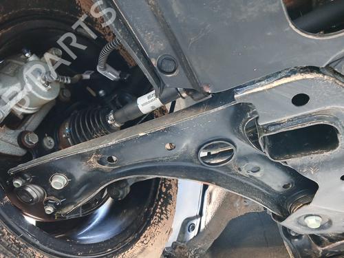 Draagarm rechts voor KIA CEED (CD) 1.0 T-GDI (101 hp) 31161594