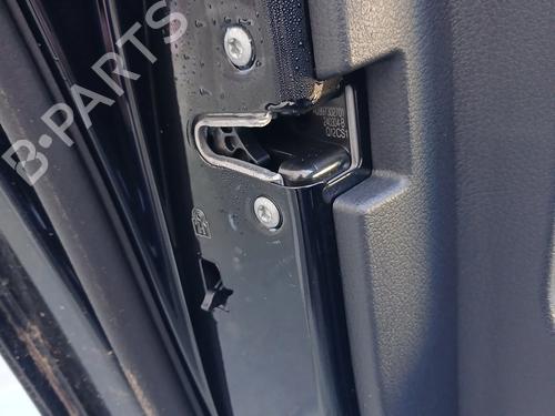 Venstre bagtil lås MERCEDES-BENZ A-CLASS (W177) A 180 d (177.010) (116 hp) 31173158