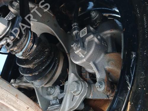 Fusée avant gauche MERCEDES-BENZ A-CLASS (W177) A 180 d (177.010) (116 hp) 31176879