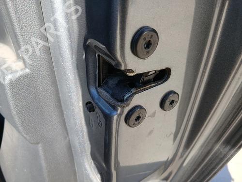 Højre bagtil lås DACIA JOGGER (RK_) 1.6 HYBRID 140 (RKN8) (141 hp) 31190911