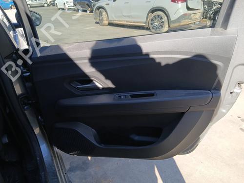 Bageste højre beklædning DACIA JOGGER (RK_) 1.6 HYBRID 140 (RKN8) (141 hp) 31190924