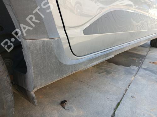 Used Right sideskirt DACIA JOGGER (RK_) 1.6 HYBRID 140 (RKN8) (141 hp) 31190909