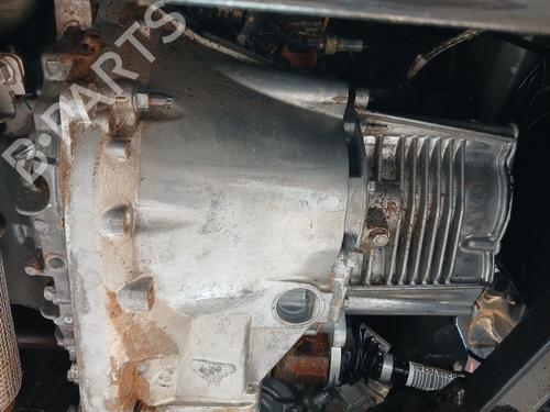 Used Gearbox PEUGEOT 2008 II (UD_, US_, UY_, UJ_, UR_, UC_) 1.2 PureTech 100 (USHNK) (101 hp) 31193796