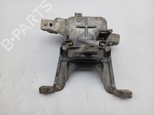 Used Engine mount MERCEDES-BENZ A-CLASS (W177) A 250 e (177.085) (218 hp) 31248816