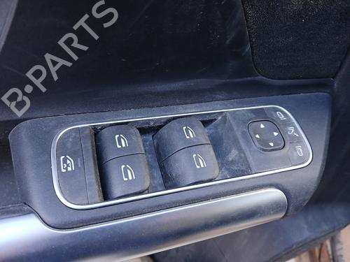 BP31280940I27 main image