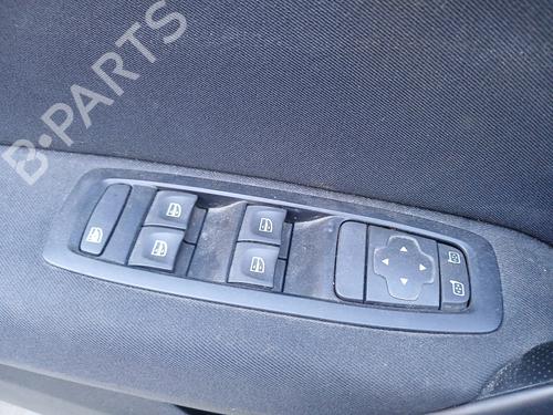 Used Left front window switch RENAULT MEGANE IV Hatchback (B9A/M/N_) 1.5 dCi 90 (B9A1) (90 hp) 31293206