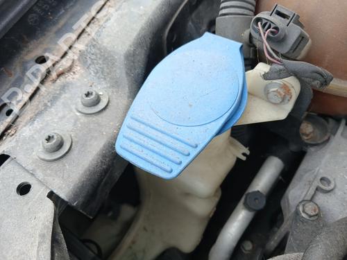 Used Windscreen washer tank VW PASSAT B6 Variant (3C5) 2.0 TDI 16V (140 hp) 31335330