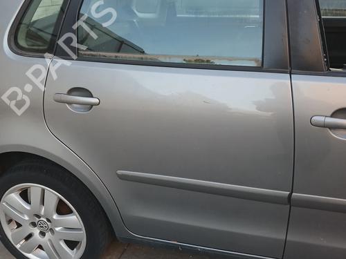 Dør højre bagtil VW POLO IV (9N_, 9A_) 1.4 TDI (75 hp) 31364289