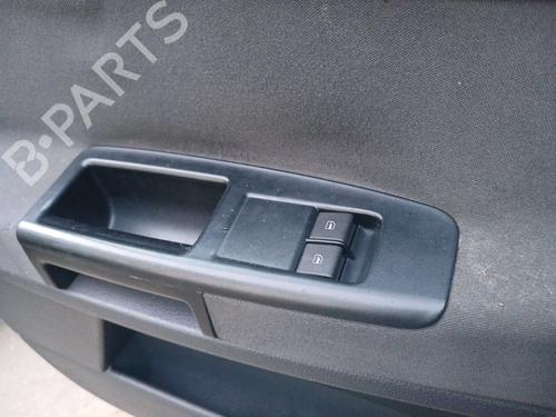 Used Left front window switch VW POLO IV (9N_, 9A_) 1.4 TDI (75 hp) 31364311