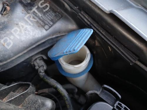 Used Windscreen washer tank VW POLO IV (9N_, 9A_) 1.4 TDI (75 hp) 31364320