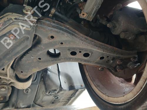 Used Left front suspension arm VW POLO IV (9N_, 9A_) 1.4 TDI (75 hp) 31365525