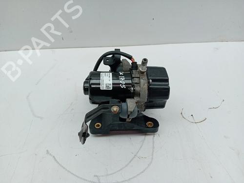 Used Brake master cylinder MERCEDES-BENZ GLE (V167) GLE 350 de 4-matic (167.106) (333 hp) 31666410