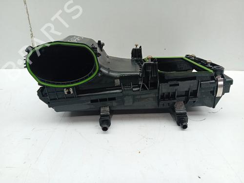 Used Air filter box MERCEDES-BENZ GLE (V167) GLE 350 de 4-matic (167.106) (333 hp) 31671857