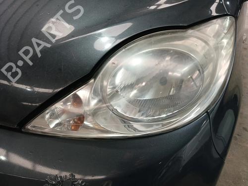 Venstre forlygte PEUGEOT 107 (PM_, PN_) 1.0 (68 hp) 31671888