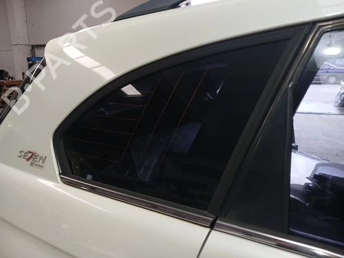 Panel rude bagtil højre CHEVROLET CAPTIVA (C100, C140) 2.0 D (150 hp) 31696979