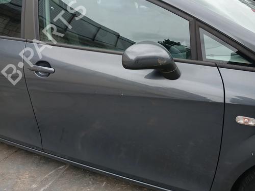 Used Right front door SEAT LEON (1P1) 1.9 TDI (105 hp) 31768838
