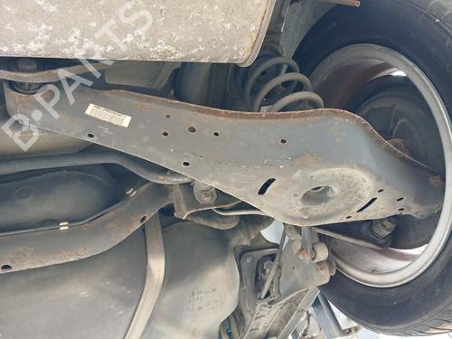 Draagarm rechts achter SEAT LEON (1P1) 1.9 TDI (105 hp) 31768856