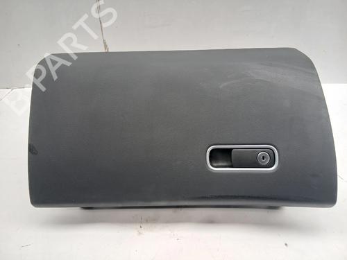 Used Glove box MERCEDES-BENZ GLE (V167) GLE 350 de 4-matic (167.106) (333 hp) 31810120