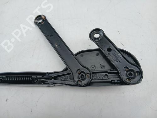 Front windshield wiper arm MERCEDES-BENZ GLE (V167) GLE 350 de 4-matic (167.106) | BP31813782C143