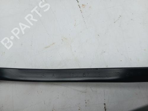 Front windshield wiper arm MERCEDES-BENZ GLE (V167) GLE 350 de 4-matic (167.106) | BP31813782C143