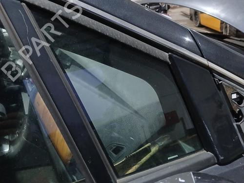 front-right-quarter-glass-renault-vel-satis-bj0_-2002-31793320 main image