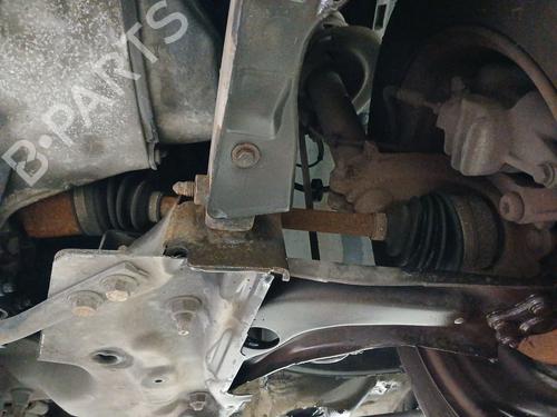 Used Left front driveshaft PEUGEOT 207 (WA_, WC_) 1.4 16V (95 hp) 31857399