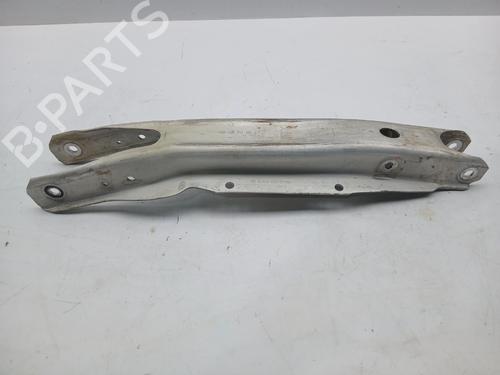 Venstre bagtil bærearm MERCEDES-BENZ GLB (X247) GLB 200 d (247.612) (150 hp) 31863004