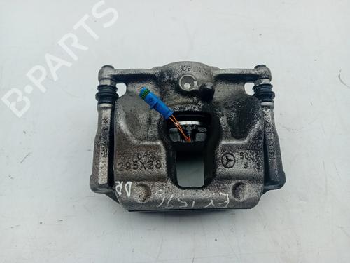 Used Right front brake caliper MERCEDES-BENZ GLA-CLASS (X156) GLA 200 CDI / d (156.908) (136 hp) 29434357
