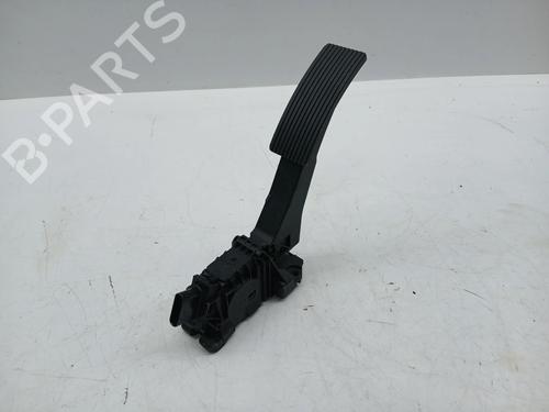 Pédale MERCEDES-BENZ A-CLASS (W177) A 180 d (177.010) (116 hp) 31980862