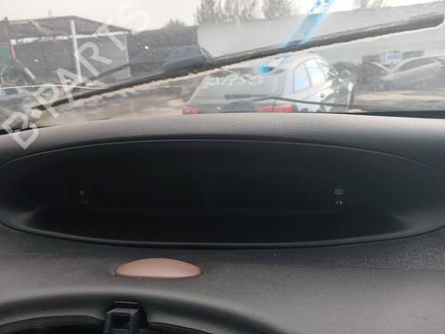 Used Instrument cluster Instrument cluster 32028772 32028772