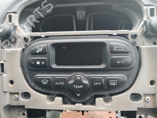 switch-citroen-xsara-picasso-n68-1999-2000-2001-2002-2003-2004-2005-2006-2007-2008-2009-2010-2011-2012-32028771 main image