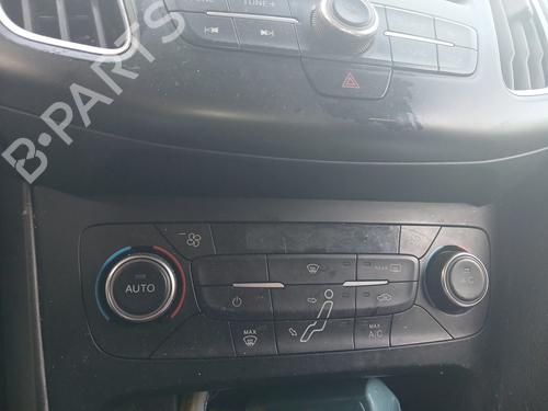 switch-ford-focus-iii-turnier-2010-2011-2012-2013-2014-2015-2016-2017-2018-2019-2020-32028827 main image