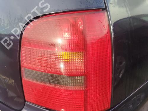 right-taillight-audi-a4-b5-avant-8d5-1994-1995-1996-1997-1998-1999-2000-2001-2002-32028889 main image