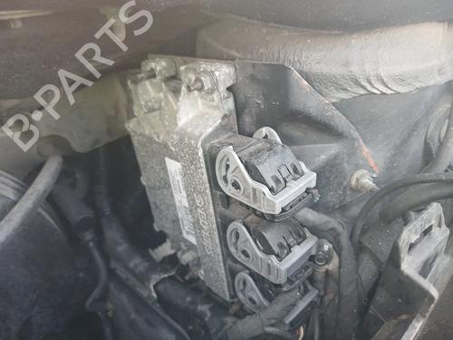 Used Engine control unit (ECU) Engine control unit (ECU) RENAULT CLIO III (BR0/1, CR0/1) 1.2 16V (BR02, BR0J, BR11, CR02, CR0J, CR11) (75 hp) 32036079 32036079
