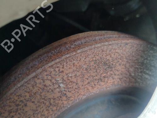 Used Left front steering knuckle Left front steering knuckle MITSUBISHI GRANDIS (NA_W) 2.0 DI-D (NA8W) (140 hp) 32045654 32045654