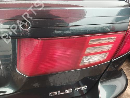 Feu de coffre droit MITSUBISHI GALANT VIII (EA_) 2.0 TDI (EA6A) (90 hp) 32084972