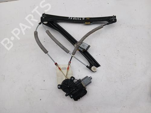 Lève-vitre avant gauche VW POLO V (6R1, 6C1) 1.0 (75 hp) 32096655