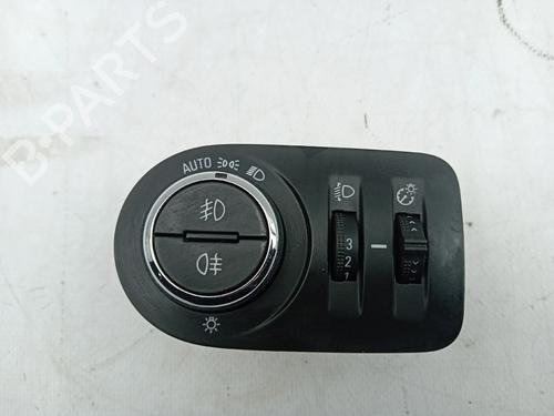 headlight-switch-opel-corsa-f-p2jo-2019-32173516 main image