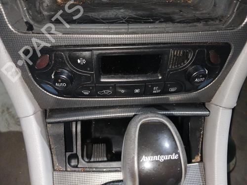 switch-mercedes-benz-c-class-w203-2000-2001-2002-2003-2004-2005-2006-2007-32175922 main image
