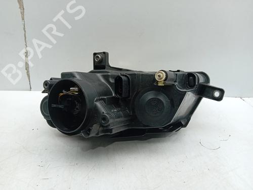 Right headlight VW PASSAT B6 Variant (3C5) 2.0 TDI 16V | BP31335328C29