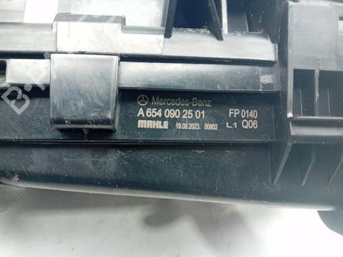 Air filter box MERCEDES-BENZ C-CLASS T-MODEL (S206) C 300 de (206.208) | BP30890083M87