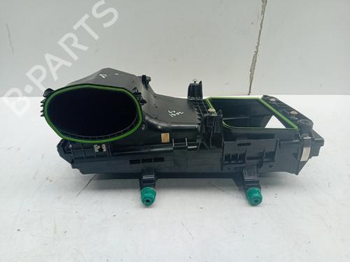 Used Air filter box MERCEDES-BENZ C-CLASS T-MODEL (S206) C 300 de (206.208) (313 hp) 30890083