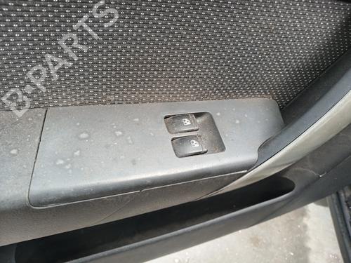 Used Left front window switch Left front window switch CHEVROLET AVEO / KALOS Hatchback (T250, T255) 1.2 (72 hp) 32262311 32262311