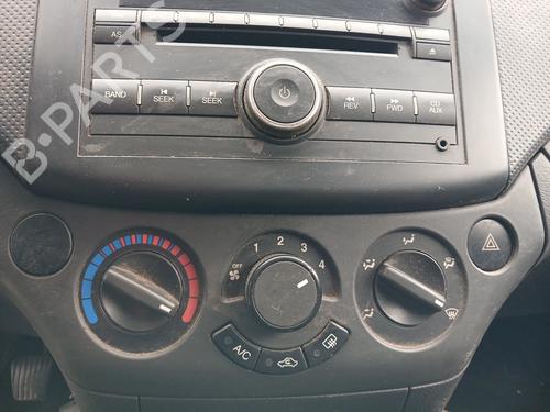 switch-chevrolet-aveo-kalos-hatchback-t250-t255-2006-32262322 main image